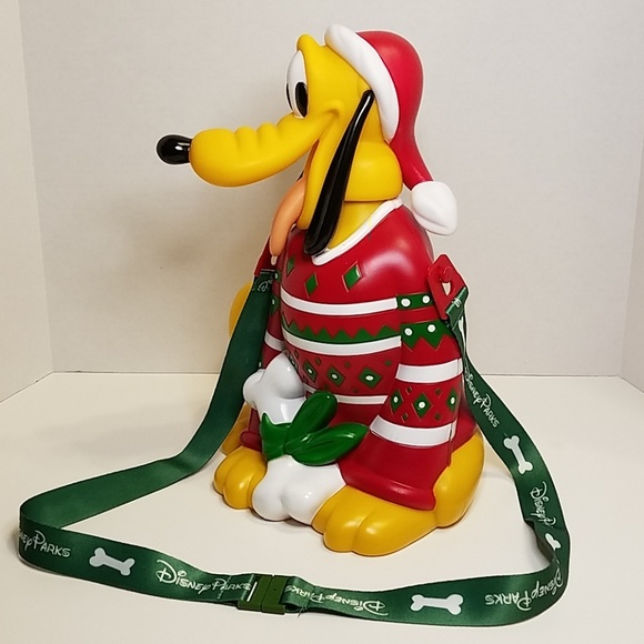 New Disneyland 2018 Holiday Pluto popcorn bucket - Picture 2 of 6